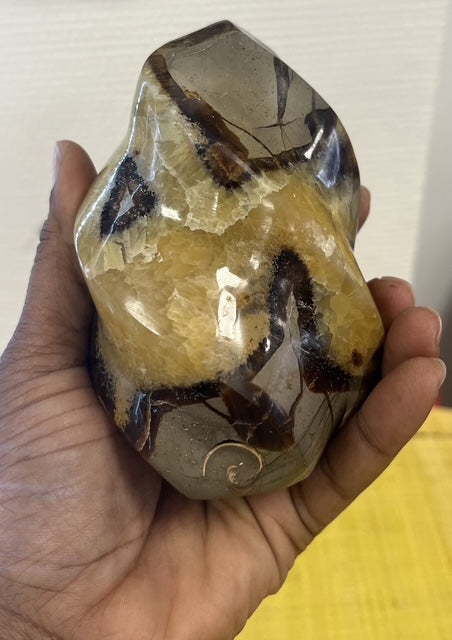 Flamme de Septaria naturelle – Pièce unique – 815 g