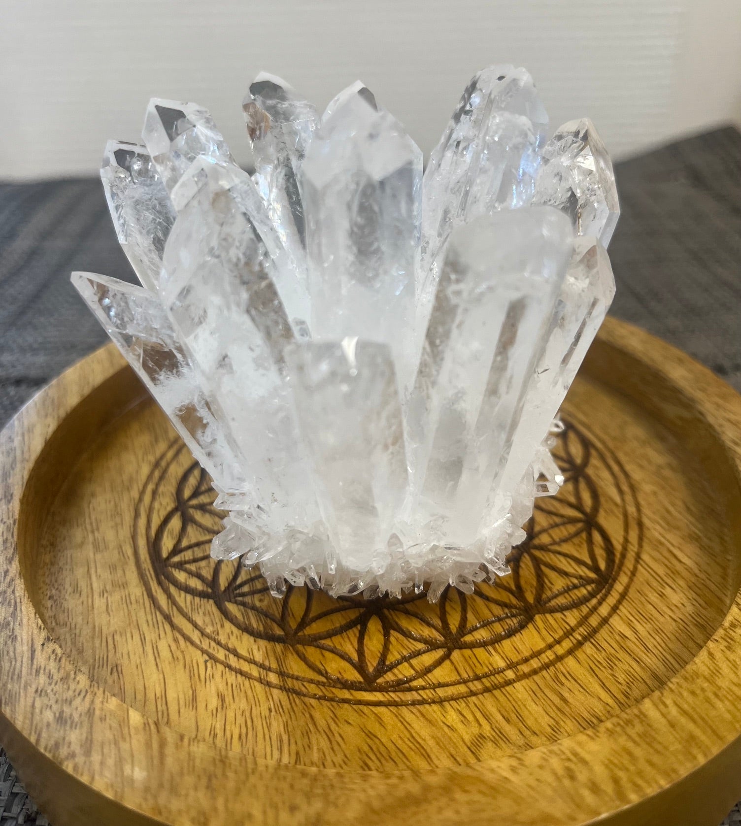 Druse de Cristal de Roche naturel – Bouquet de pointes de Quartz – Pièce unique ✨