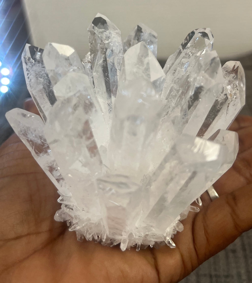 Druse de Cristal de Roche naturel – Bouquet de pointes de Quartz – Pièce unique ✨