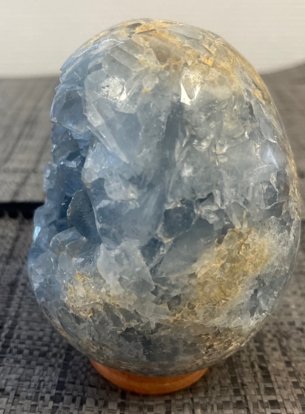 Œuf en Célestine naturelle – Géode cristallisée bleue – Pièce unique