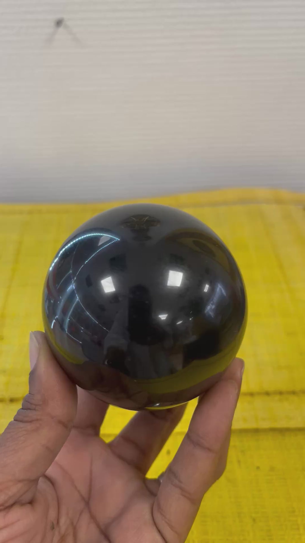 Sphère en Tourmaline noire naturelle – Pièce unique – 639 g